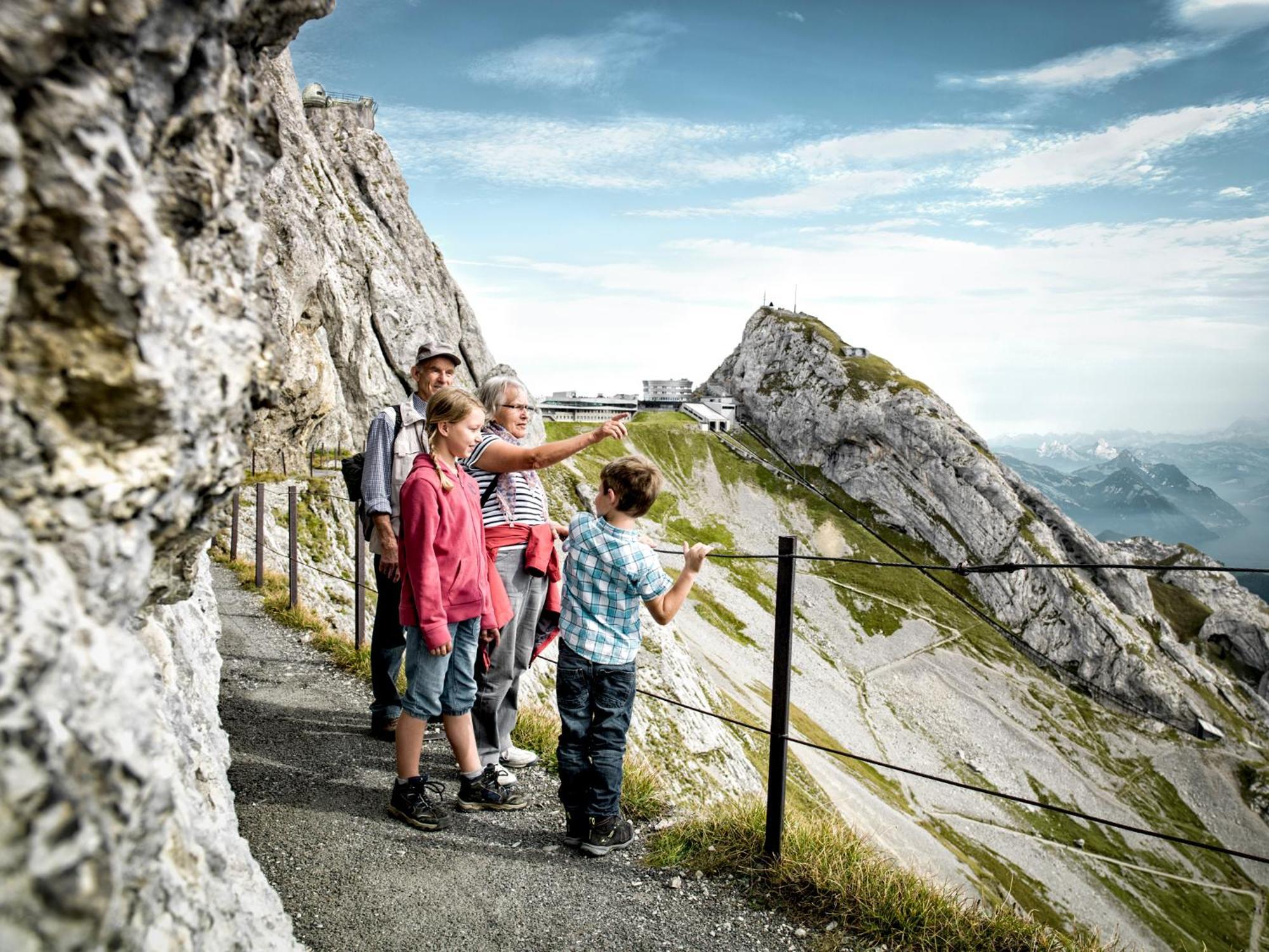 Hotel Pilatus-Kulm Krienz Eksteriør bilde
